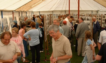Clyde (front centre) at the South Derbyshire Festival of Leisure